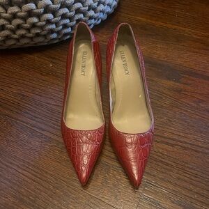 Ellen Tracy Burgundy Croc-Patterned Heels